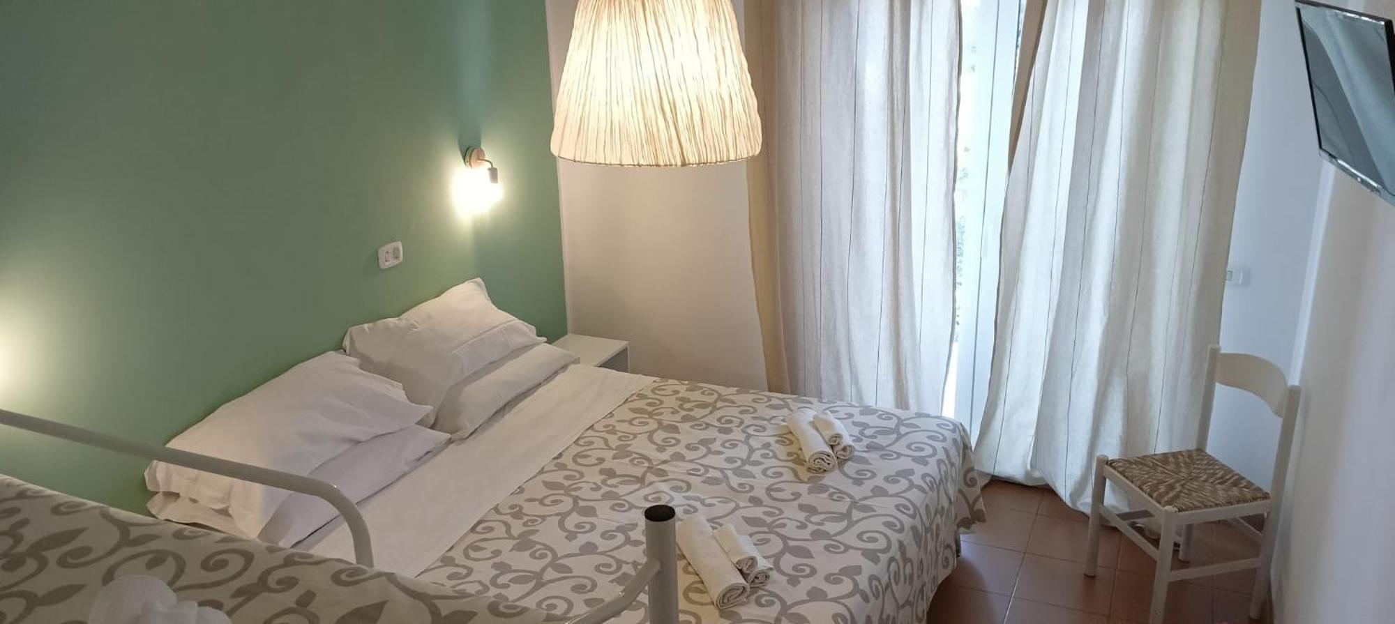 Hotel Petit Silvi Marina Exteriér fotografie